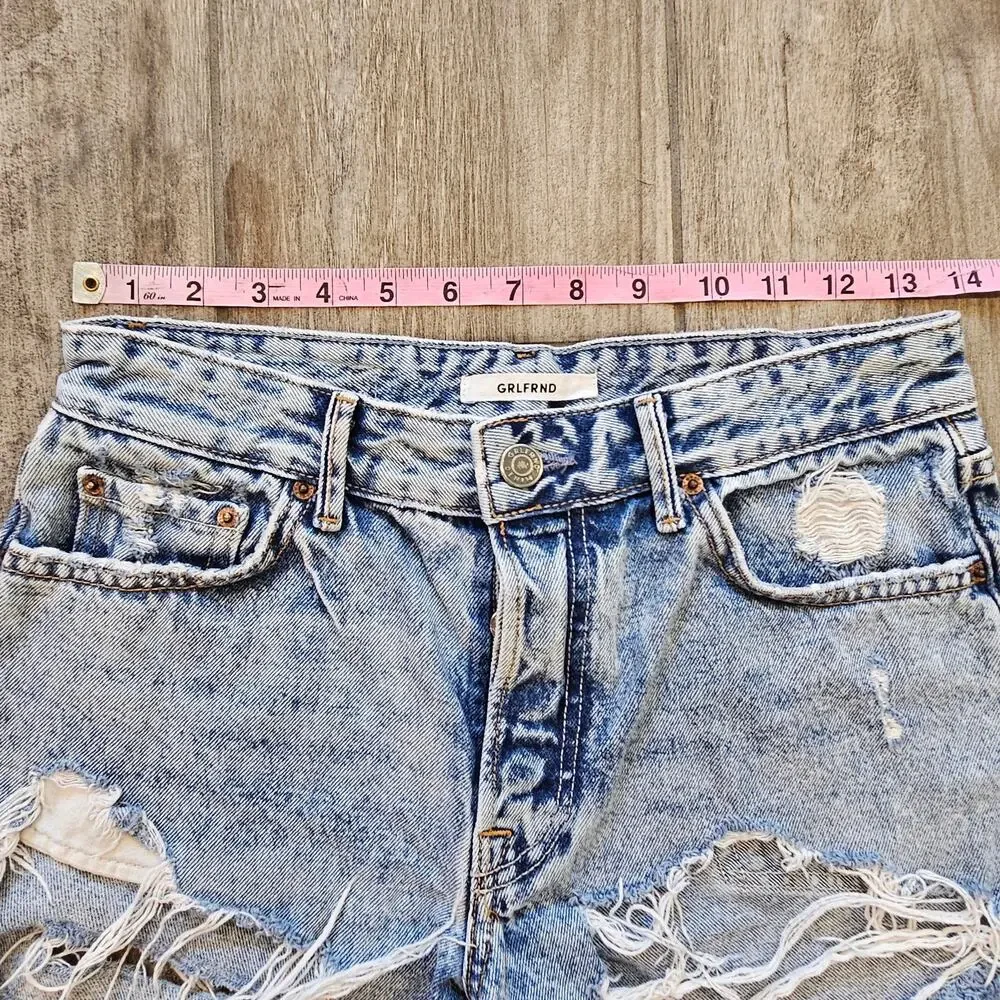GRLFRND Helena High-Rise Distressed‎ Cut-Off Denim Shorts Women’s 25 Light Wash